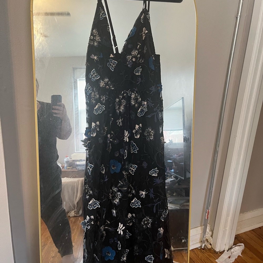 For love and lemons XS blue midi with blue flowers and butterflies. No flaws